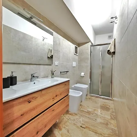 فندق مبيت وإفطار Zio Achille *