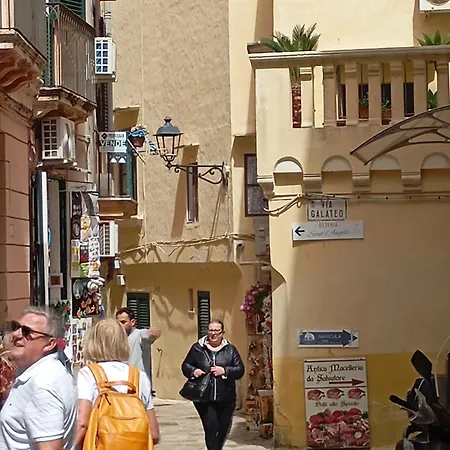 Zio Achille فندق مبيت وإفطار *