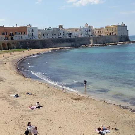 Zio Achille 住宿加早餐酒店 *